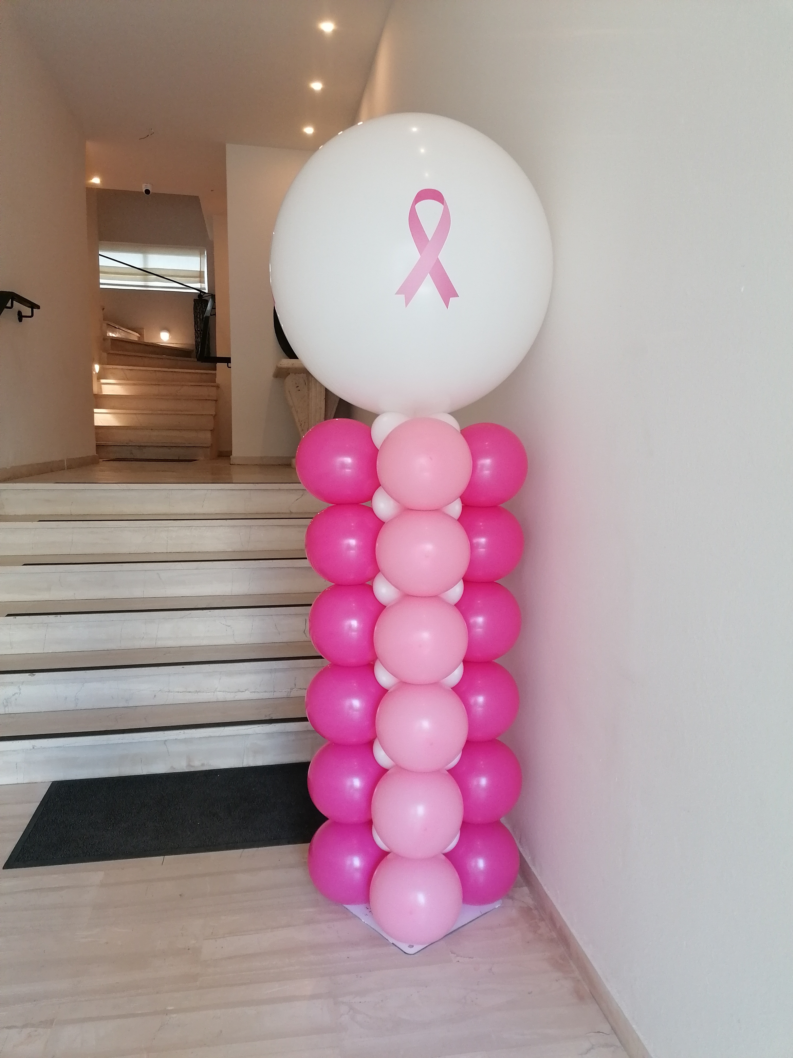 Breast cancer stand